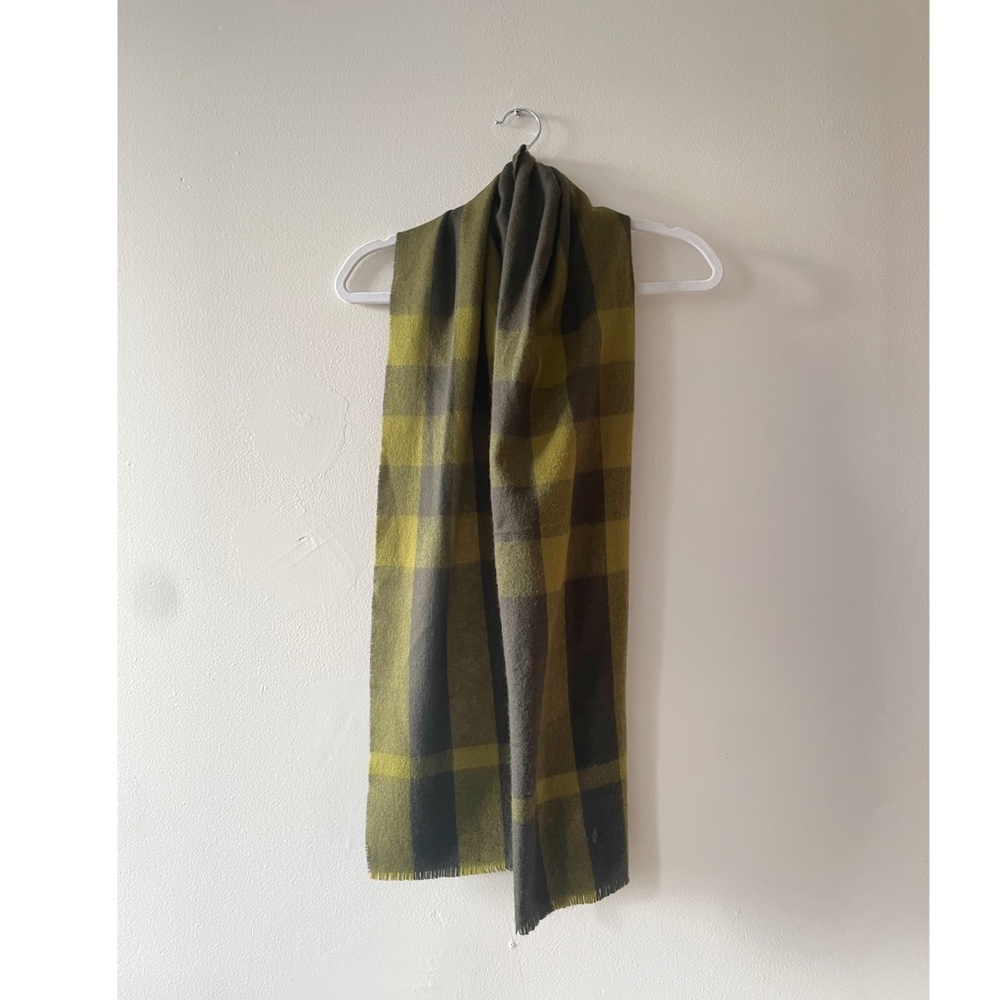 Authentic Burberry Green Scarf